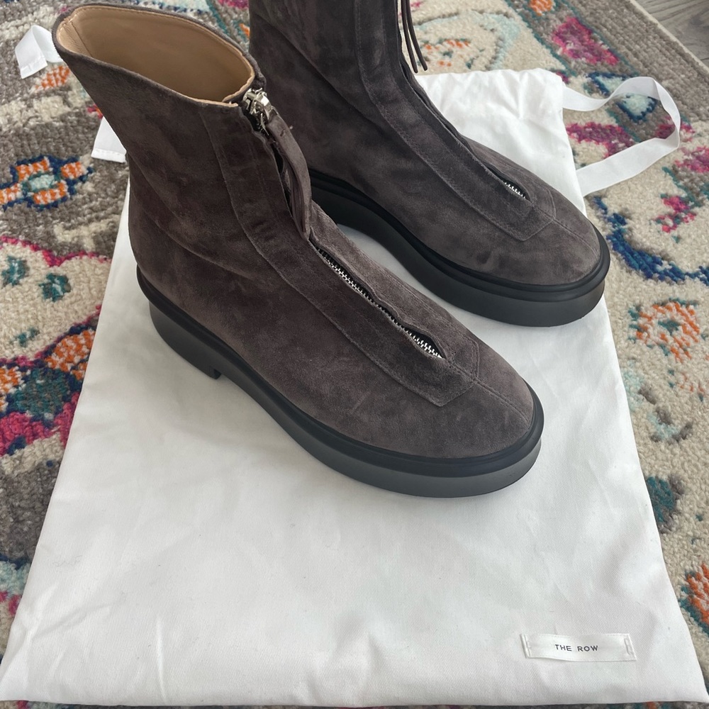 The Row Zipped Boots Grey Suede Sz 40